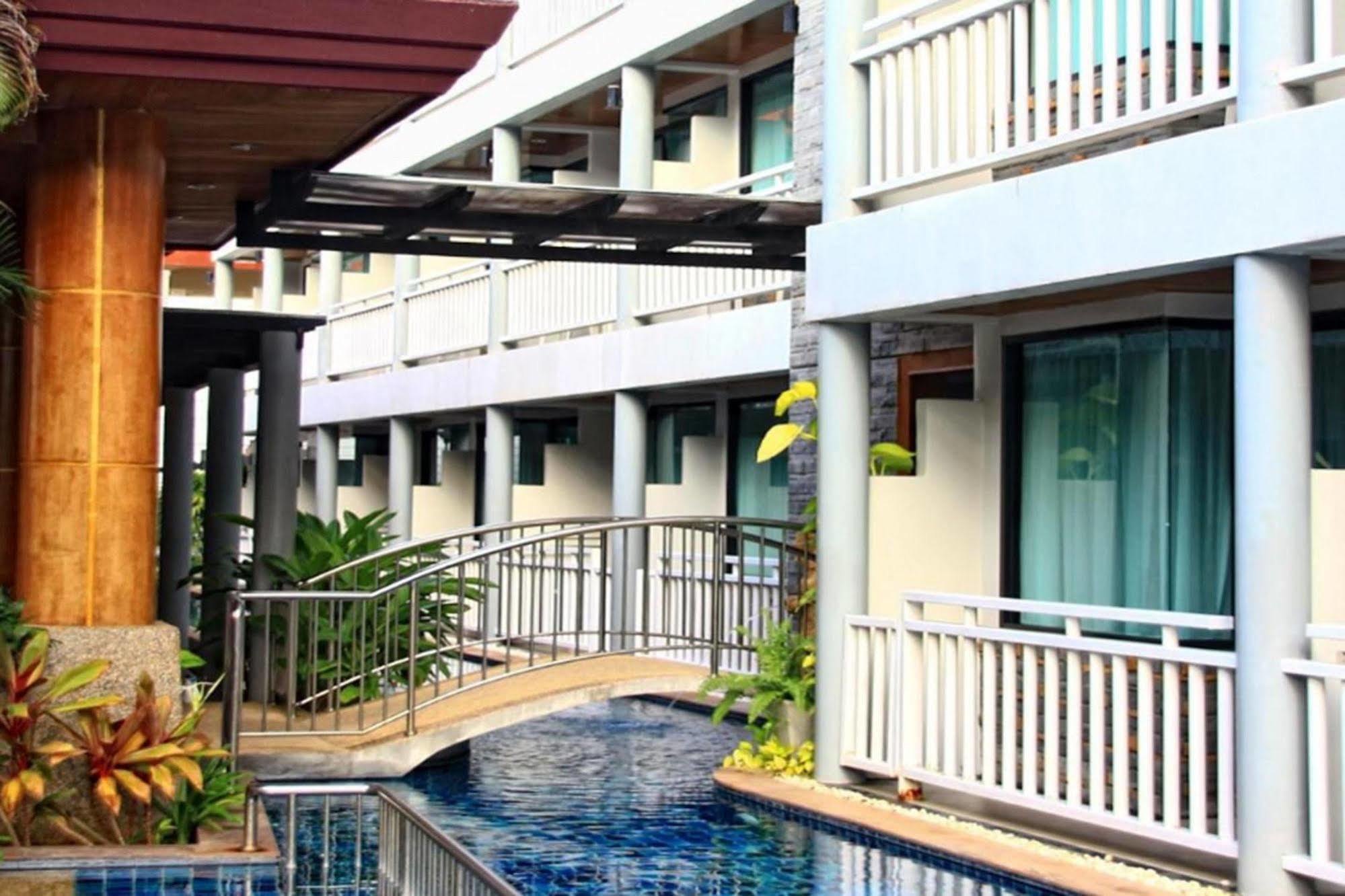 Honey Resort, Kata Beach Bagian luar foto
