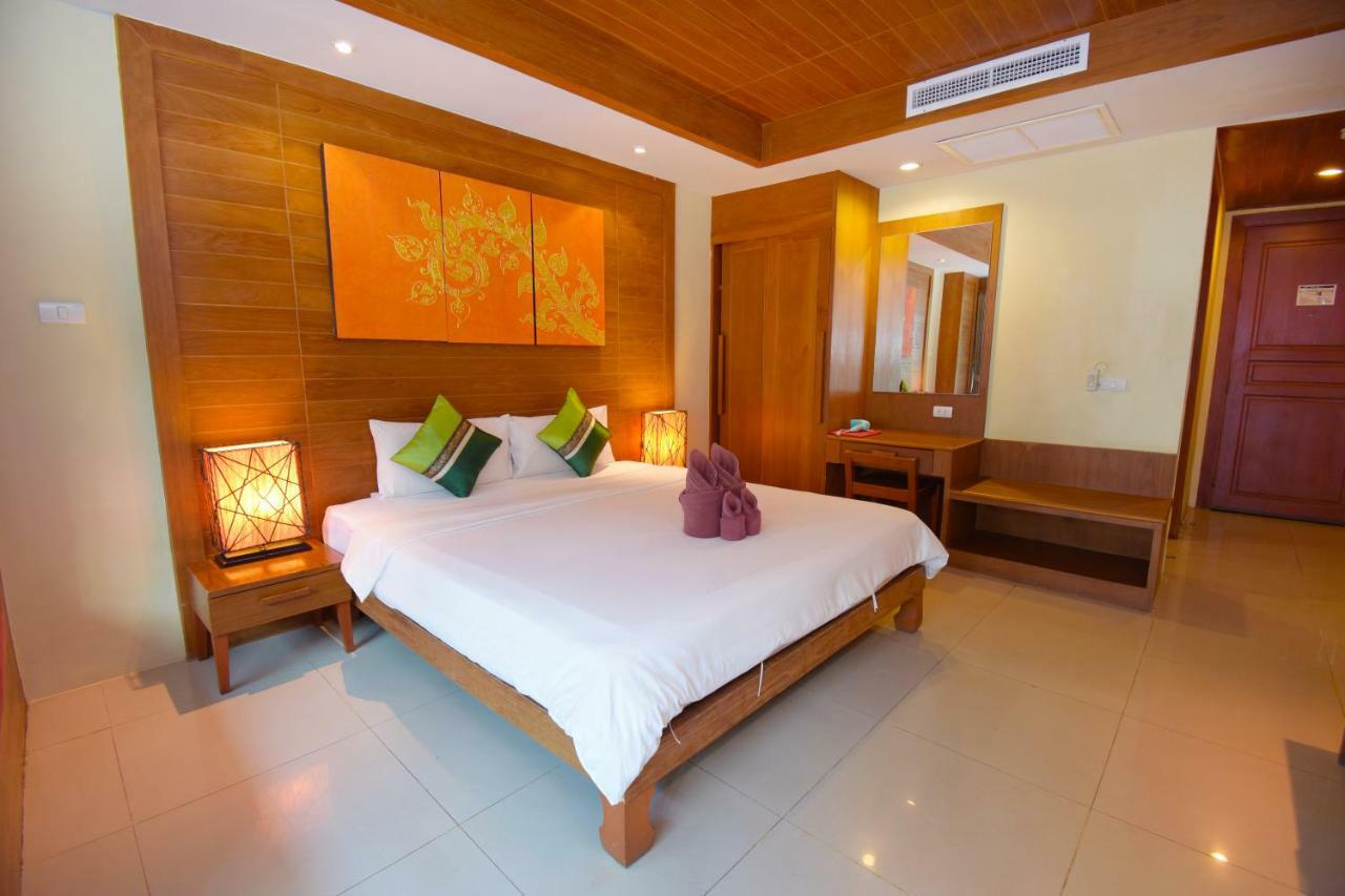 Honey Resort, Kata Beach Bagian luar foto